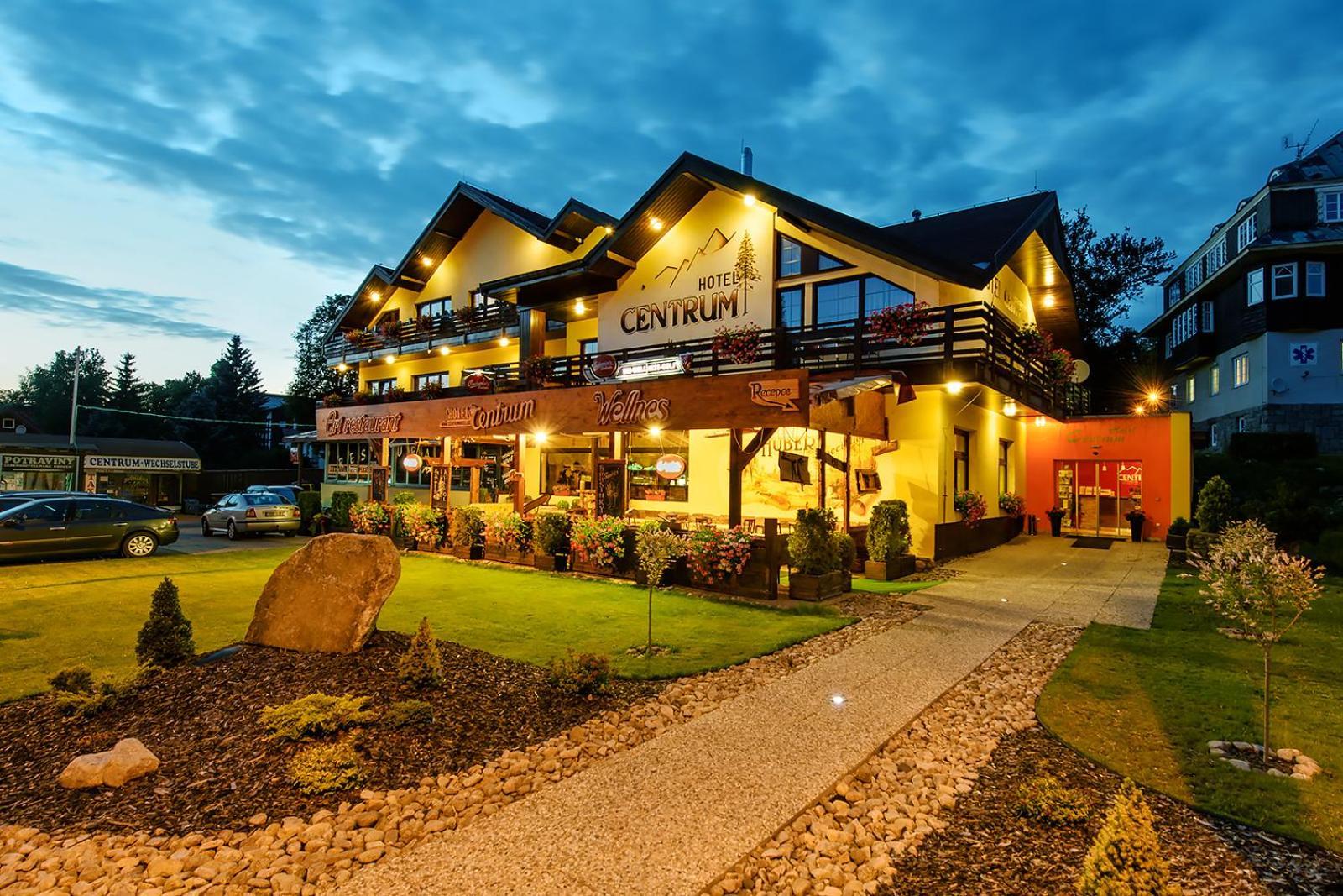 Hotel Centrum Harrachov Exterior foto